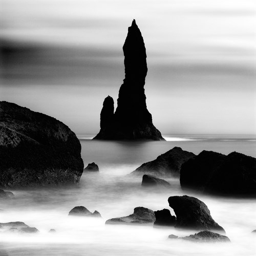Ocean Pinnacle - Lee Frost