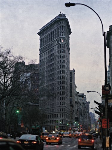 The Flatiron at Dusk - Pete Kelly