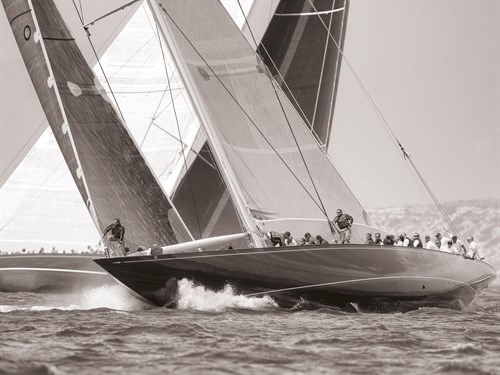 Racing Waves - Vintage - Ingrid Abery