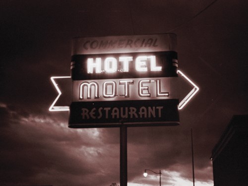 Hotel Motel - Kernud Hansen