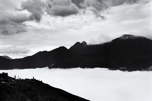 Tumult Skies - Markus Lange