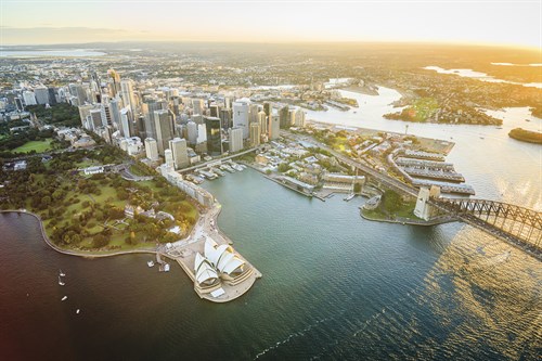 Sunrise Over Sydney - Berthold Dieckfoss
