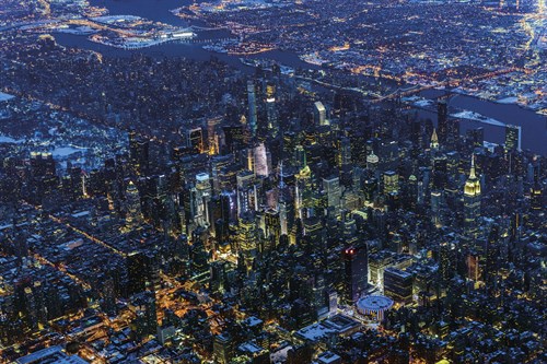 Manhattan at Night - Berthold Dieckfoss