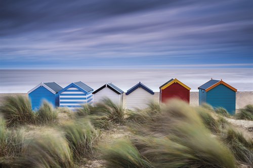 Beachside Cabins - Tom Mackie