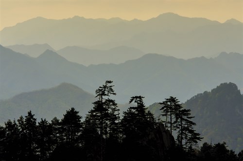 Mountain Light - Wild Wonders of China