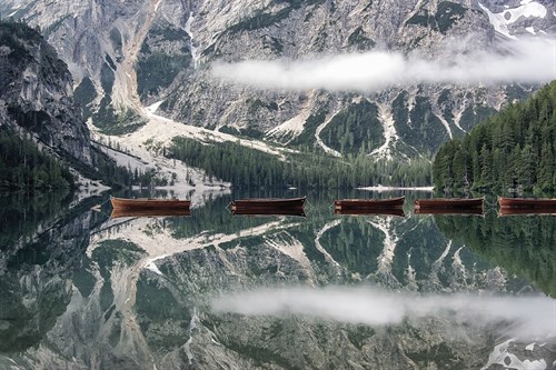 Canoe Queue - Manjik