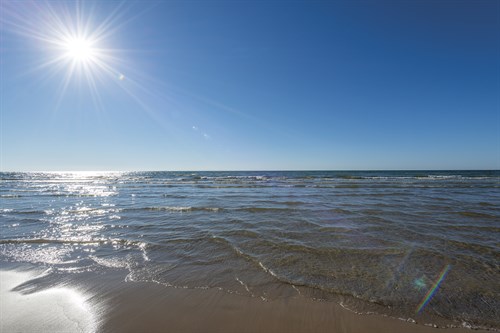 Bright Sun - Waves - Mike Toy