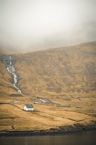 Isolated Home - Florian Schleinig