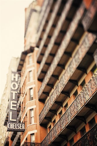 A Stay in New York - Irene Suchocki