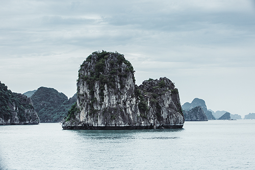 Island Rock - Contour - Joseph Eta