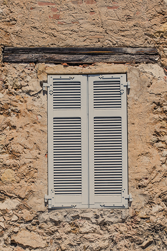 Rustic Charm - Shutters - Florian Schleinig