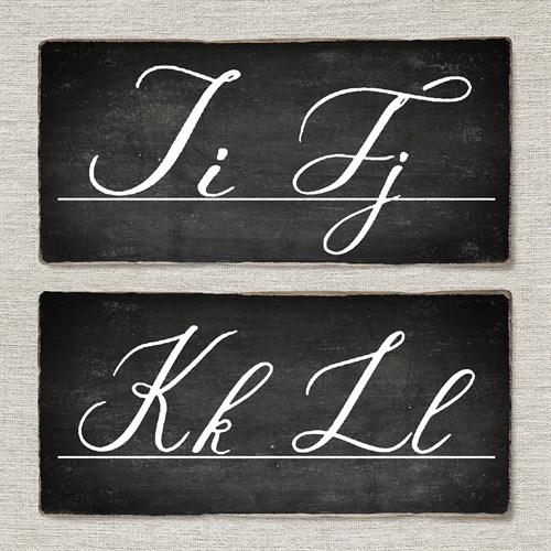Chalkboard Alphabet - I - Tania Bello