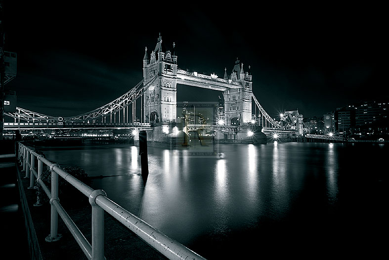 Tower Bridge III - Joseph Eta