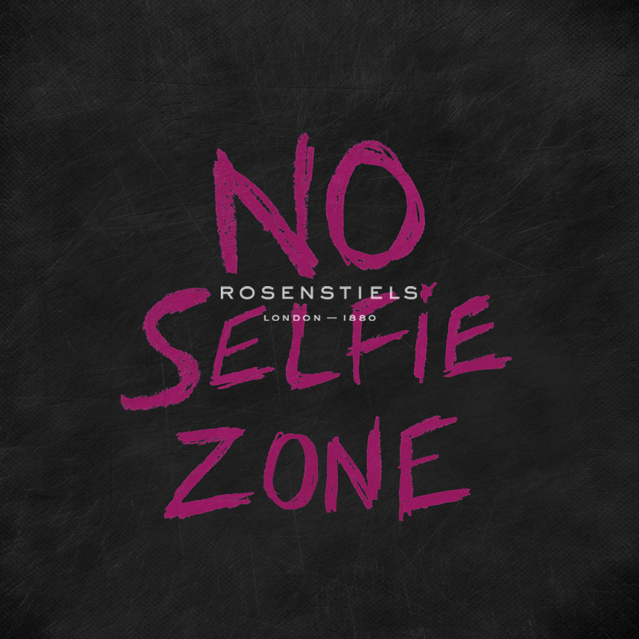 No Selfie Zone - Lottie Fontaine