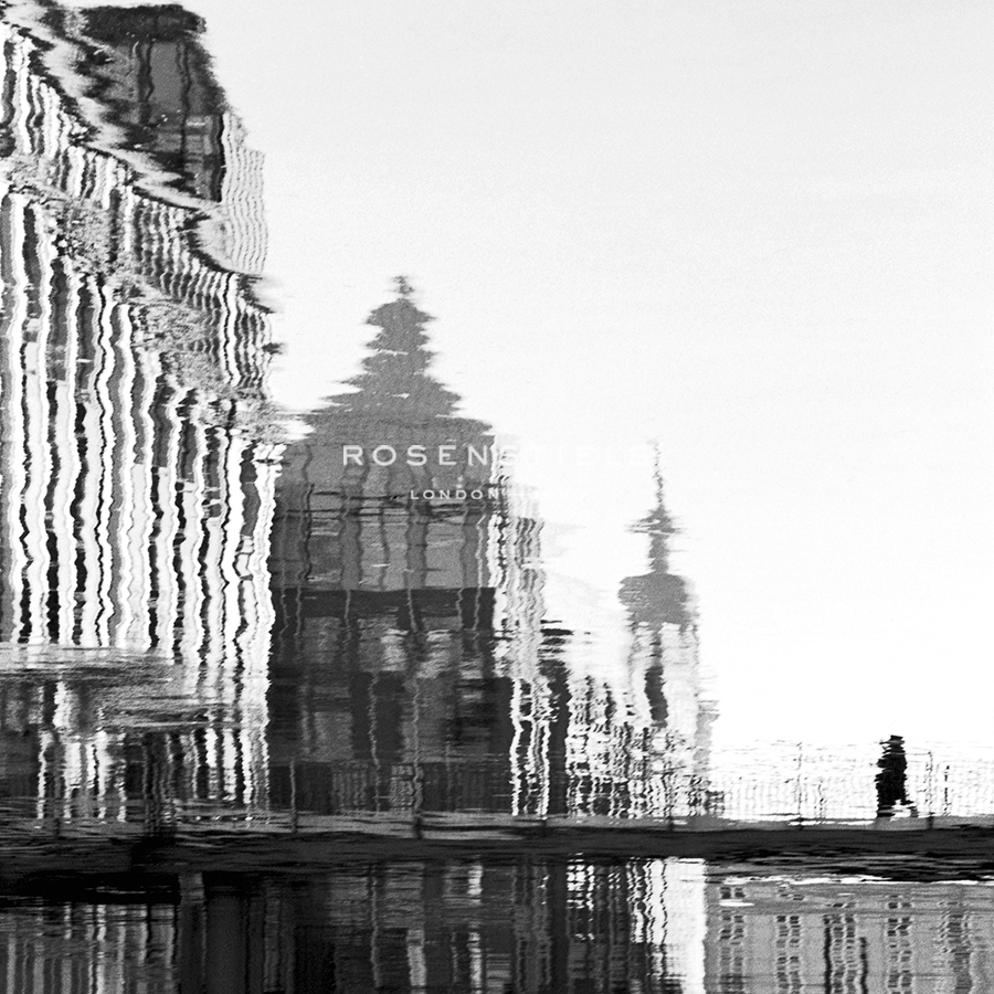 Hamburg Reflected - Martina Weinmar