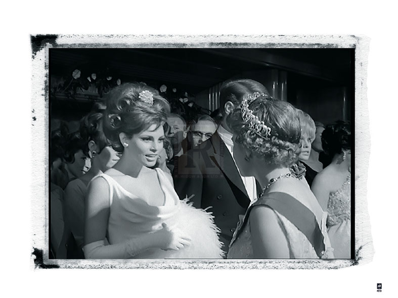 Raquel Welch I - British Pathe