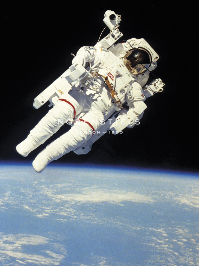 Floating in Space - Contemporary Photography