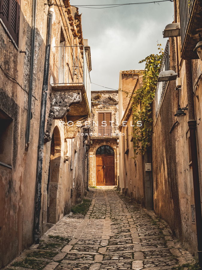 Mediterranean Streets - Tour - Florian Schleinig