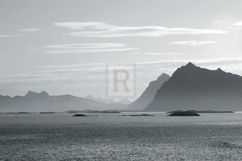 Hazy Horizon - Andreas Stridsberg
