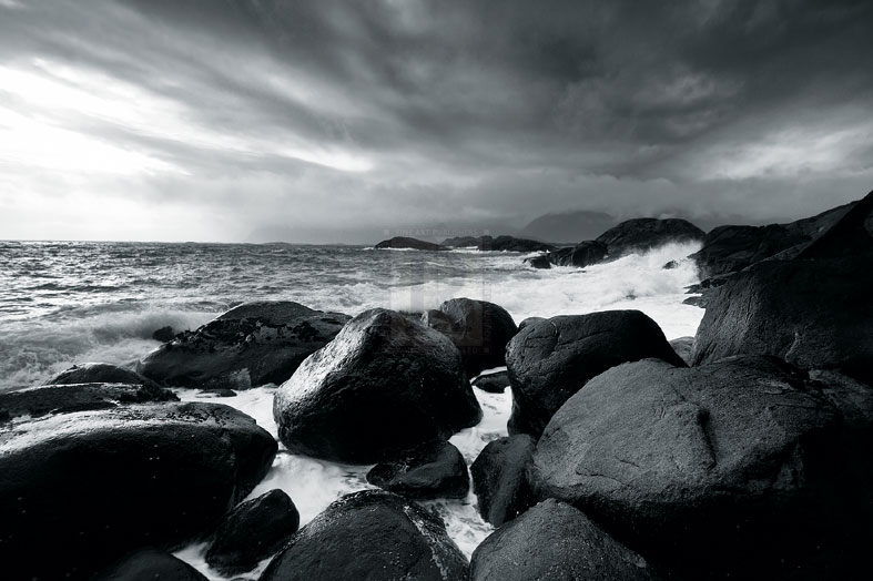 Rocks and Spray - Andreas Stridsberg
