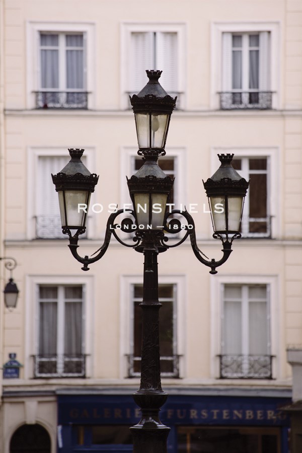 La Scene de Rue - Irene Suchocki