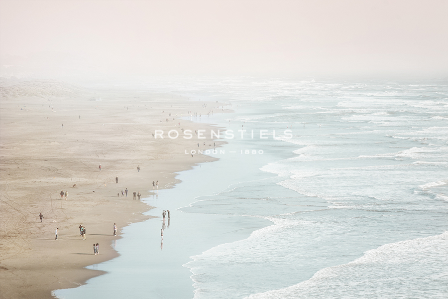 Bustling Beaches - Irene Suchocki