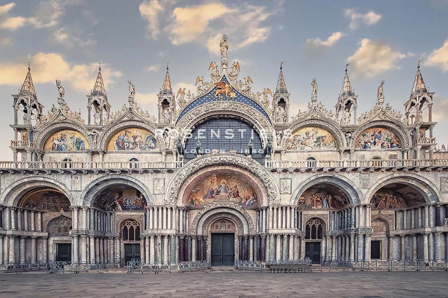 Ornate Facade - Manjik