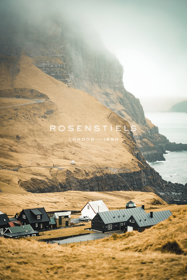 Secluded Shelter - Florian Schleinig