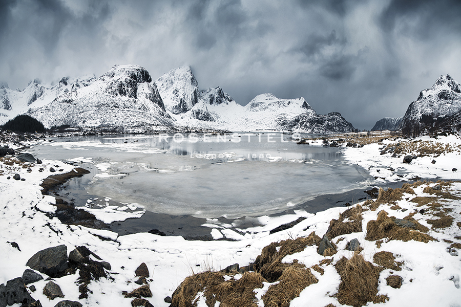 Frozen and Cold - Andreas Stridsberg