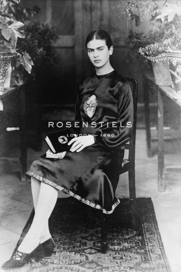 Seated Portrait, 1926 - Guillermo Kahlo