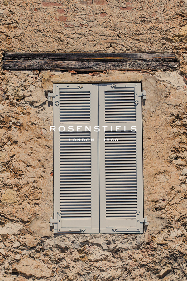 Rustic Charm - Shutters - Florian Schleinig